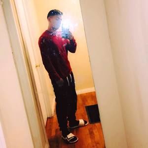 Meet your Posher, Manuel